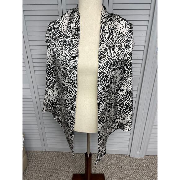 Black White Zebra print silky feel like scarf wrap shawl asymmetrical points - Picture 1 of 3